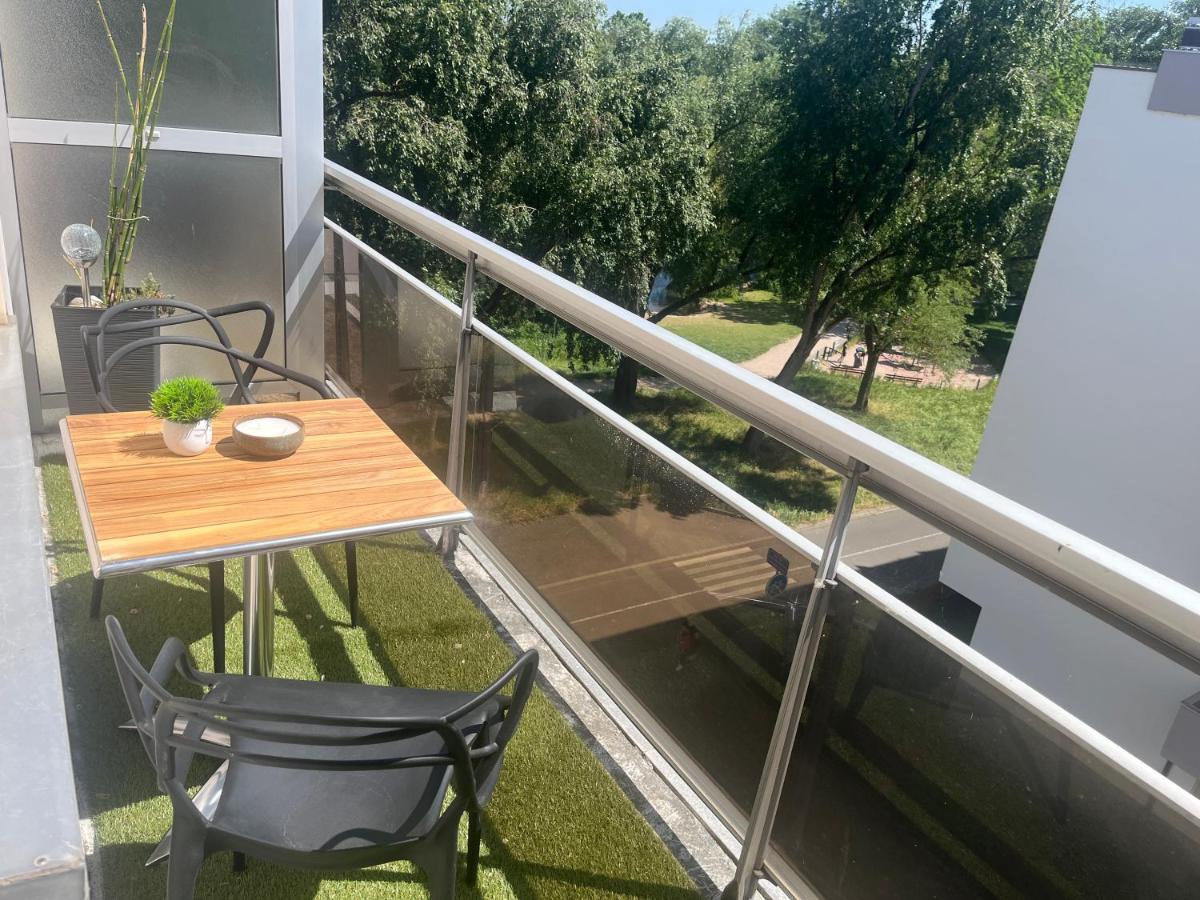 Strasbourg, Appartement Cosy Au Bord De L Eau Eksteriør billede